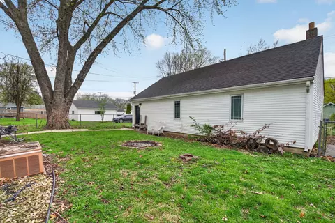 Exterior - 756 Douglas St, Morris, IL 60450 photo 5 of 7