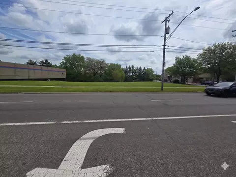 403-405 S Lincolnway St, North Aurora, IL 60542