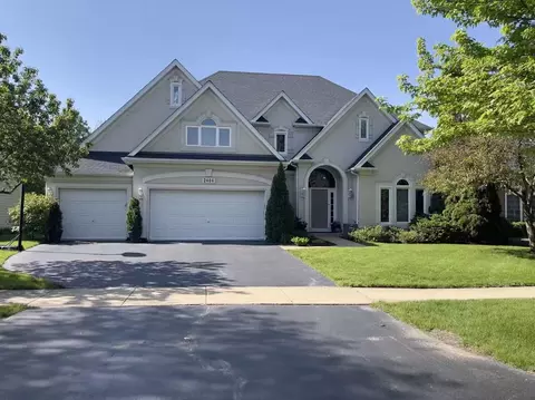 2404 Comstock Ct, Naperville, IL 60564