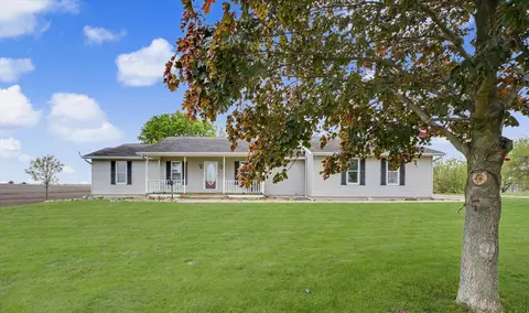 Exterior - 1681 County Road 700 N, Philo, IL 61864 photo 3 of 13