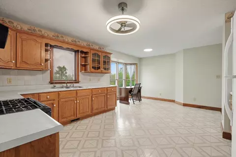 Kitchen - 1681 County Road 700 N, Philo, IL 61864 photo 1 of 4