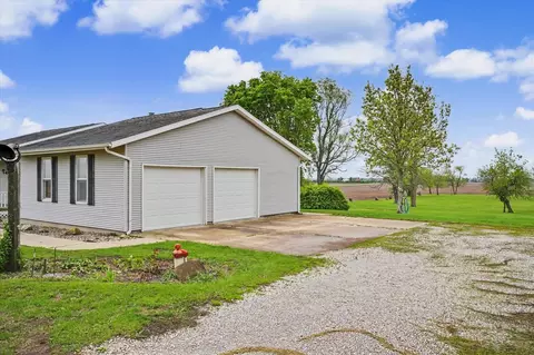 Exterior - 1681 County Road 700 N, Philo, IL 61864 photo 7 of 13