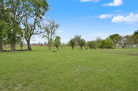 Exterior - 1681 County Road 700 N, Philo, IL 61864 photo 12 of 13