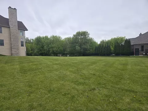 10 Springbrook Ln, Algonquin, IL 60102 photo 4