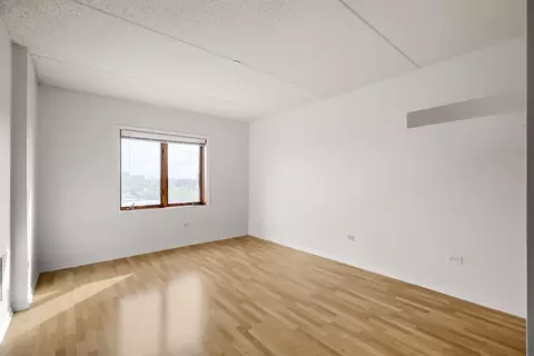 Living - 770 Pearson St #2-505, Des Plaines, IL 60016 photo 3 of 3