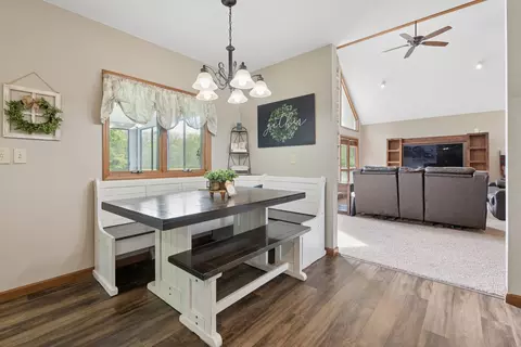 Dining - 9590 Brown Rd, Morris, IL 60450 photo 1 of 1