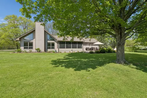 Exterior - 9590 Brown Rd, Morris, IL 60450 photo 5 of 12