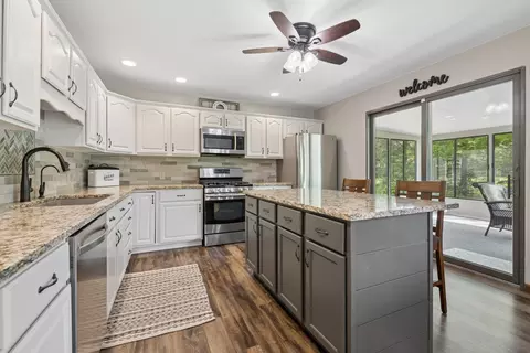 Kitchen - 9590 Brown Rd, Morris, IL 60450 photo 1 of 4