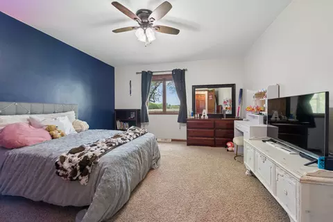 Bedroom - 9590 Brown Rd, Morris, IL 60450 photo 2 of 4