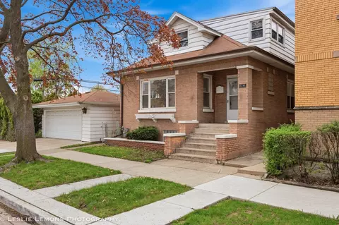 6346 W Raven St, Chicago, IL 60646