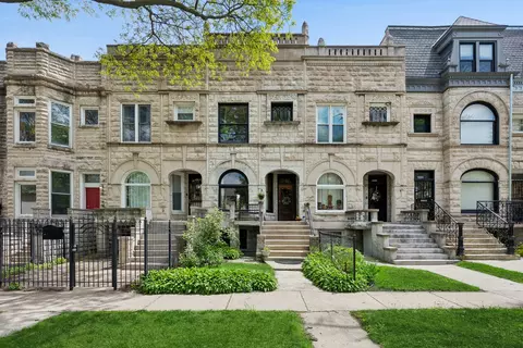 4451 S Ellis Ave, Chicago, IL 60653