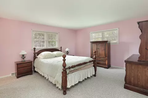 Bedroom - 1504 Sequoia Trl, Glenview, IL 60025 photo 1 of 4