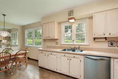 Kitchen - 1504 Sequoia Trl, Glenview, IL 60025 photo 1 of 2
