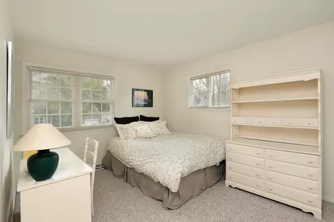 Bedroom - 1504 Sequoia Trl, Glenview, IL 60025 photo 2 of 4