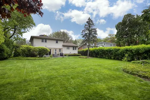 Exterior - 1504 Sequoia Trl, Glenview, IL 60025 photo 3 of 3