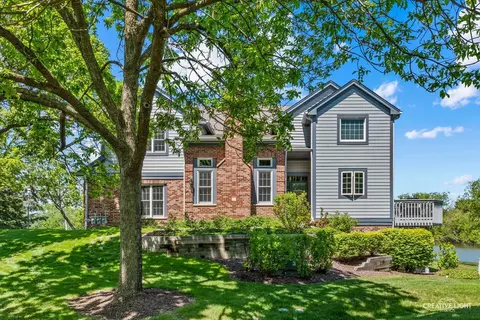 108 Waterside Pl, Burr Ridge, IL 60527