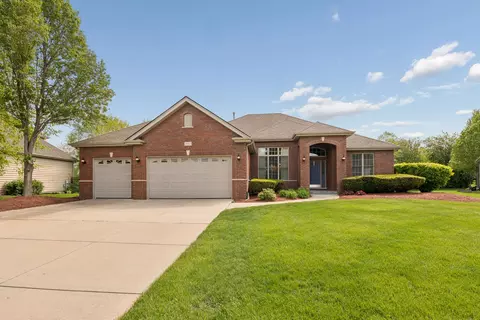 21113 Kenmare Dr, Shorewood, IL 60404