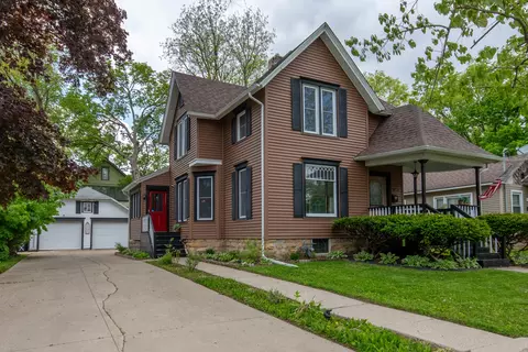 400 S 2nd St, Oregon, IL 61061