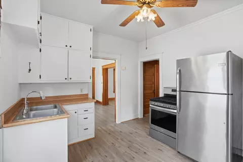 Kitchen - 118 5th St, Silvis, IL 61282 photo 1 of 1