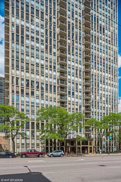 1660 N Lasalle St #3507, Chicago, IL 60614