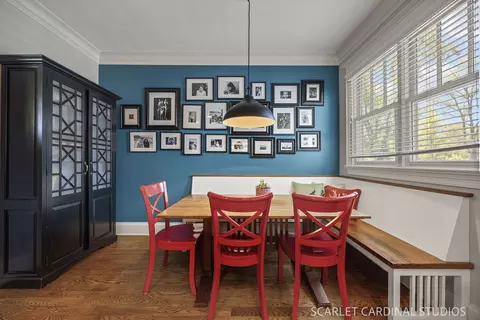 Dining - 532 Turf Ln, Wheaton, IL 60187 photo 3 of 4