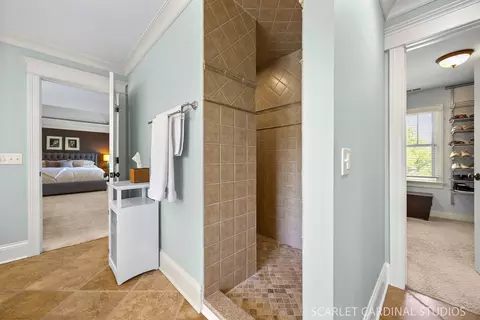 Entry Way - 532 Turf Ln, Wheaton, IL 60187 photo 2 of 2