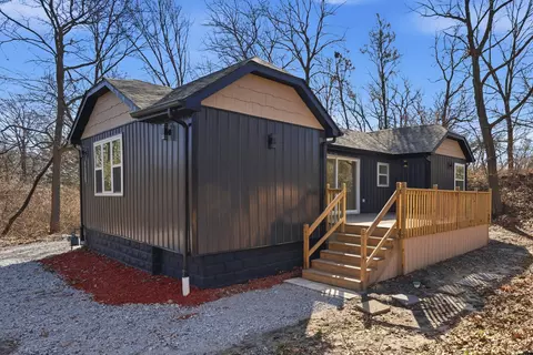 7325 Locust Ave, Gary, IN 46403 photo 33