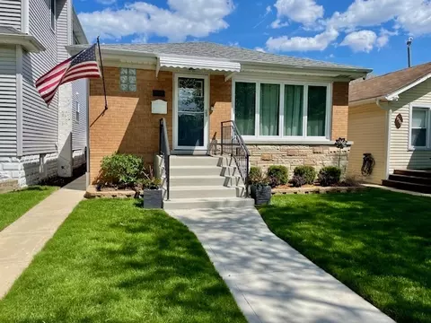 5511 N Neenah Ave, Chicago, IL 60656