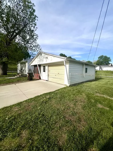 701 7th St, Fulton, IL 61252 photo 2