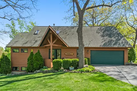 8533 Van Emmon Rd, Yorkville, IL 60560