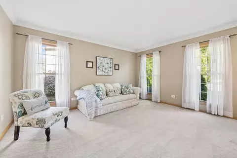 Living - 25137 Vermette Rd, Plainfield, IL 60585 photo 1 of 3