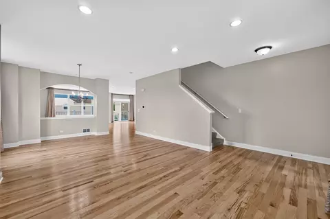 Living - 409 Brockton Ave, Elgin, IL 60124 photo 2 of 10