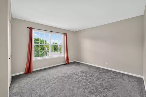 Bedroom - 409 Brockton Ave, Elgin, IL 60124 photo 4 of 6