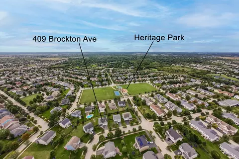 View/Area - 409 Brockton Ave, Elgin, IL 60124 photo 5 of 5