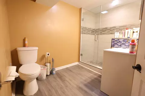 Bath - 8043 Salisbury Ave, Lyons, IL 60534 photo 1 of 4