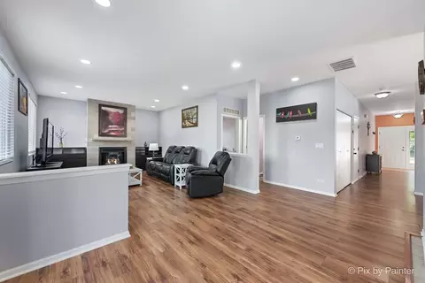 Living - 905 Shelter Island Ln, Pingree Grove, IL 60140 photo 1 of 2