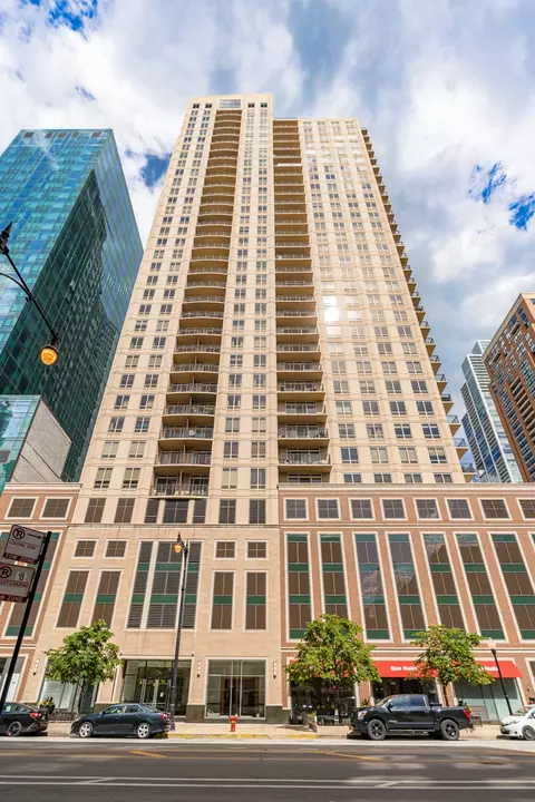 1111 S Wabash Ave #2501, Chicago, IL 60605