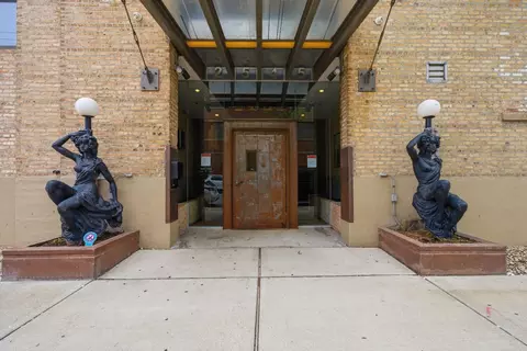 2545 S Dearborn St #507, Chicago, IL 60616