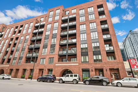 323 S Racine Ave #6C, Chicago, IL 60607