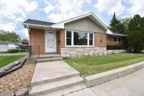 9246 S 54th Ave, Oak Lawn, IL 60453