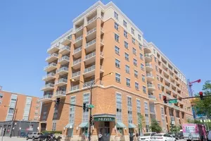 950 W Monroe St #407, Chicago, IL 60607