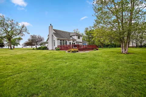 Exterior - 17709 W State Rte 17, Reddick, IL 60961 photo 8 of 9