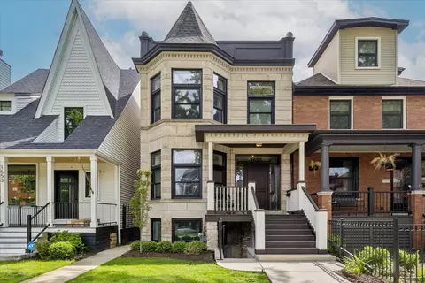 1655 W Carmen Ave, Chicago, IL 60640