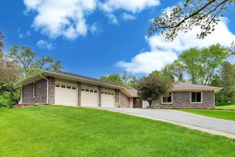 Exterior - 1104 Nottingham Ln, Elgin, IL 60120 photo 3 of 20