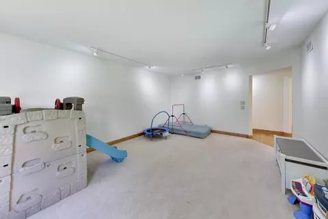 Other - 1104 Nottingham Ln, Elgin, IL 60120 photo 2 of 11