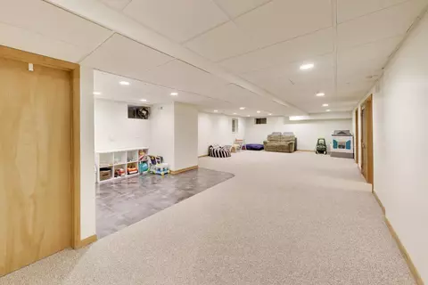 Other - 1104 Nottingham Ln, Elgin, IL 60120 photo 5 of 11