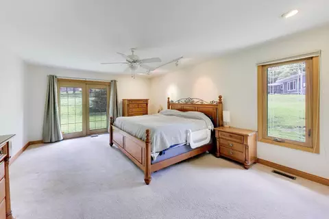 Bedroom - 1104 Nottingham Ln, Elgin, IL 60120 photo 2 of 9