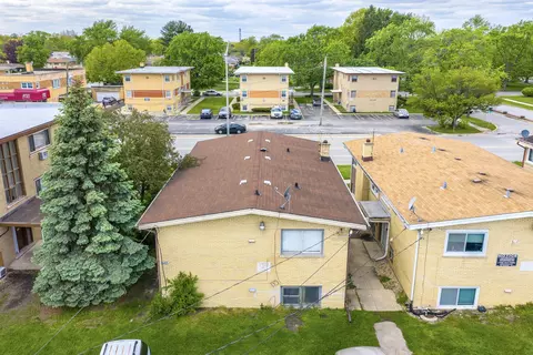 View/Area - 18425 Torrence Ave, Lansing, IL 60438 photo 2 of 15