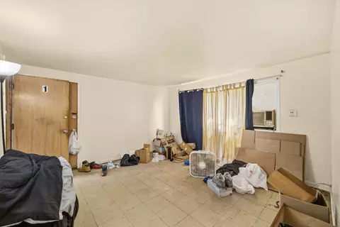 Living - 18425 Torrence Ave, Lansing, IL 60438 photo 2 of 2