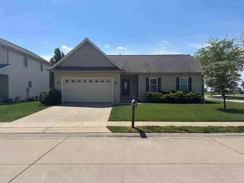 709 Molly Ln, New Berlin, IL 62670